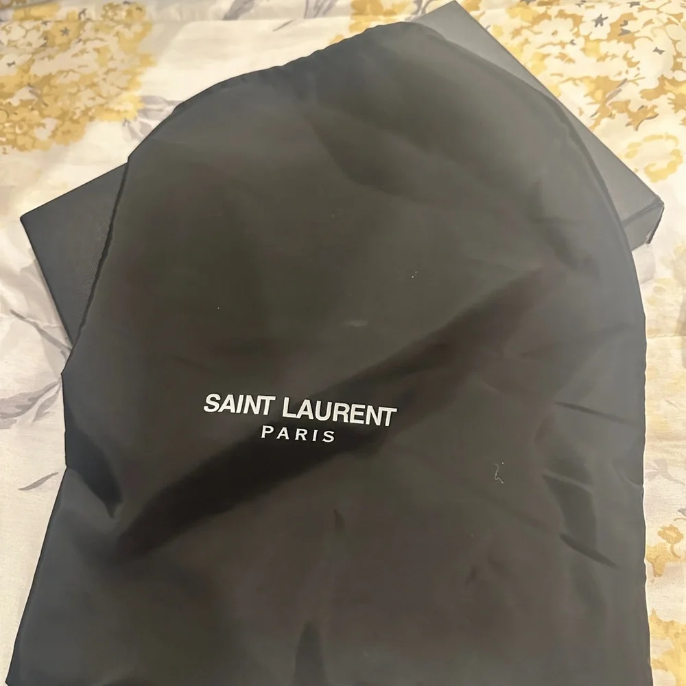 Saint Laurent Black Garment - Picture 5 of 7